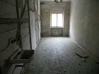 Budova Bečov nad Teplou, okres Karlovy Vary v likvidaci
