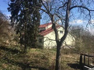Komerční budova Křečhoř, okres Kolín