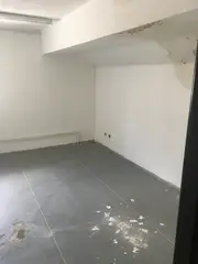 Komerční budova Křečhoř, okres Kolín