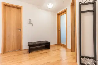 Byt 2+1 o velikost 90 m2, Praha-Žižkov