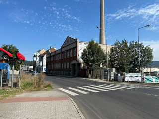 Bytový dům s nebytovými prostory a přístavbou haly, Děčín 