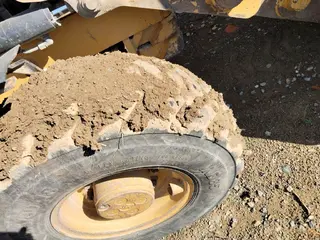 traktorbagr Caterpillar 432E - BESU Profistav s.r.o.