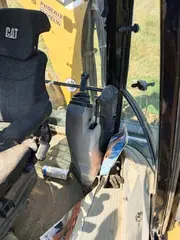 traktorbagr Caterpillar 432E - BESU Profistav s.r.o.