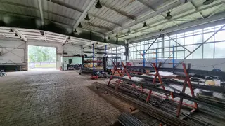 DAMANTECH movitý majetek 02 - skladové zásoby, kancelářské vybavení a doména damantech.cz