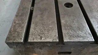 PŽSK 130.  Deska upínací s T drážkami, 700x210