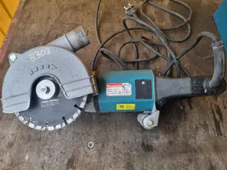 TBK 03 Drážkovačka Makita SG150