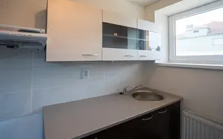 Dům k bydlení a komerčnímu využití Horní Heršpice, Brno