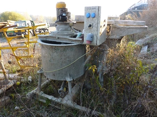 Dvojmíchačka, koše a badie na beton - TOPGEO BRNO