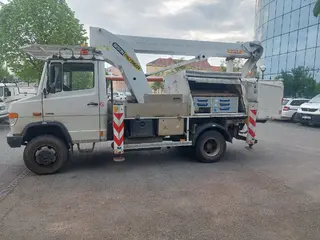 E - aukce ČEZ MERCEDES VARIO, RZ 8T73909