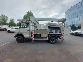 E - aukce ČEZ MERCEDES VARIO, RZ 8T73909