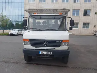 E - aukce ČEZ MERCEDES VARIO, RZ 8T73909