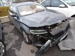  E - aukce ČEZ ŠKODA SUPERB combi, RZ 1TX1937