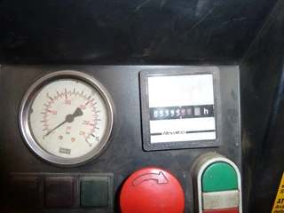 Elektrocentrály, kladivo, kompresory, přívěs