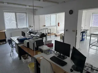 EMP 13 Soubor kancelářského nábytku