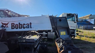 EZE 04. - BOBCAT T41140 SLP 100, VIN B41H11141 (+ vidle, hák), spz M019276