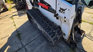 EZE 05. - Bobcat T650, VIN B2KZ13904 (+ lopata, vidle)