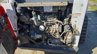EZE 05. - Bobcat T650, VIN B2KZ13904 (+ lopata, vidle)