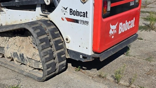 EZE 05. - Bobcat T650, VIN B2KZ13904 (+ lopata, vidle)