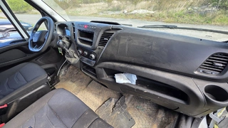 EZE 06 - IVECO DAILY VAN, 7M1 5969