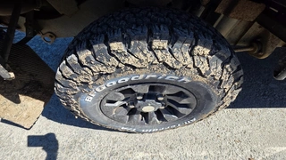 EZE 08 - Land Rover, Defender, 5M0 6804
