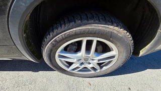 EZE 12 - Porsche Cayenne 3.0 tdi, 5M23235