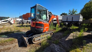 EZE 13. - Minirypadlo Kubota U27-4HI