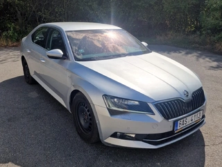 EZE 19. - Osobní automobil Škoda Superb, 6AS4113