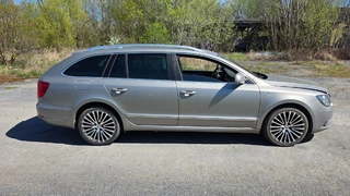 EZE 20 - ŠKODA SUPERB 2,0 tdi, 4AJ 8376