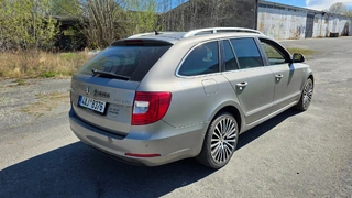 EZE 20 - ŠKODA SUPERB 2,0 tdi, 4AJ 8376