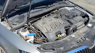 EZE 20 - ŠKODA SUPERB 2,0 tdi, 4AJ 8376