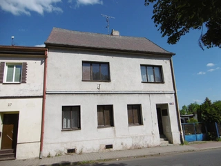 Garáž a spoluvl. podíl 1/2 RD Novosedlice, okres Teplice