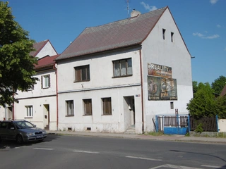 Garáž a spoluvl. podíl 1/2 RD Novosedlice, okres Teplice