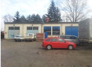 Hodonín, komerční areál Bas