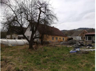 Pozemky o výměře 1601 m2 a id. 1/2 rodinného domu Horní Poříčí u Letovic, okres Blansko 
