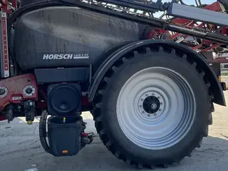 ZM 03 HORSCH LEEB 4AX - postřikovač