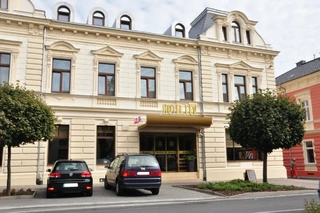 Hotel LEV Lovosice, okres Litoměřice, ulice Kostelní