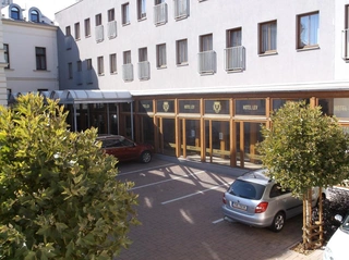 Hotel LEV Lovosice, okres Litoměřice, ulice Kostelní