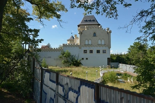 Hotel Znojmo před dokončením vč. pozemku 5.855 m2