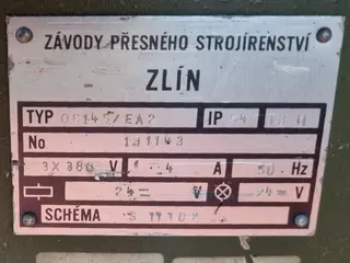 Styl Plzeň 07. Hydraulický sekací stroj Svit 06145 P2