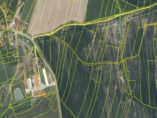 id. 1/2 pozemků Branišovice u Římova