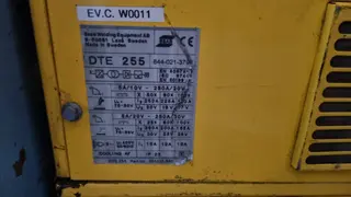 19 ROLUC invertorová svářečka ESAB Aristotig 255 AC/DC