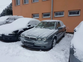 JAGUAR X-TYPE