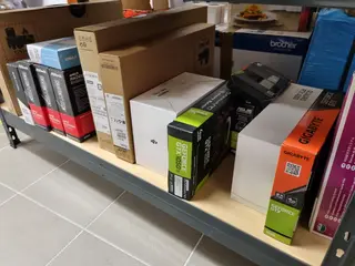JR 01. Spotřební a výpočetní elektronika