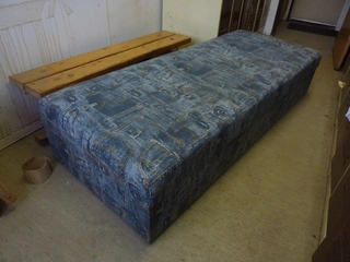 Kancelářský nábytek ostatní I - TOPGEO BRNO