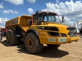 SGEF Kloubový dumper VOLVO A40G