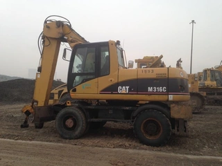 Kolové rýpadlo CAT M316