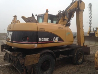 Kolové rýpadlo CAT M316