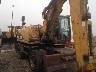 Kolové rýpadlo CAT M316