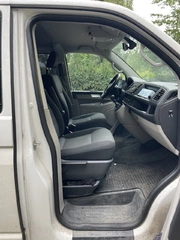 Kolovna 10 - VOLKSWAGEN Transporter KOMBI, RZ 5AF 7721