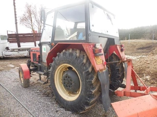 Kolový traktor Zetor Z 7711